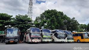 Bagi kalian yang ingin mendaftar untuk menjadi prajurit tni ad silahkan lengkapi persyaratan pendaftaran masuk tni ad 2021 berikut ini. Ngenes 95 Persen Sopir Dan Kernet Di Yogyakarta Dirumahkan