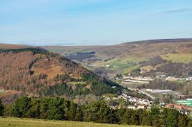 On Top Of Arrael Mountain By Sarah Palfrey In Abertillery Blaenau Gwent Beautiful Places To Live Beautiful Places Natural Landmarks