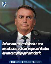 Steven Alberto, el joven que aparece en un video agrediendo a otro en un  recinto universitario de San Francisco de Macorís, se entregó la mañana de  este lunes a las autoridades “para