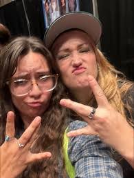 Lucian Robertson's Instagram, Twitter & Facebook