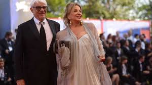 Ricky tognazzi ретвитнул(а) françoise viareggio. Simona Izzo E Tognazzi Pazzi Di Gelosia A Volte Ci Scanniamo E