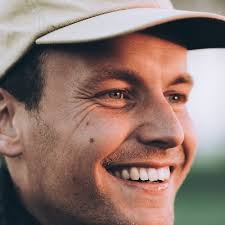 Monica Meldrum (@monicameldrum)