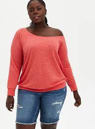 Smaller leaves can be left whole, and hearty greens like swiss chard or dino kale to be cooked whole can be simply rinsed off. Lz709 Dzz6vahm