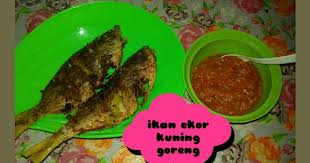 1/2 sendok makan gula pasir. 7 Resep Ikan Ekor Kuning Masak Tomat Enak Dan Sederhana Ala Rumahan Cookpad