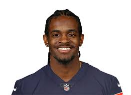 Reggie Davis's Instagram, Twitter & Facebook