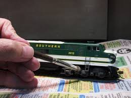 10 Minute Diesel Weathering Model Railroad Academy Model Railroad Model Trains Toy Train