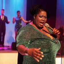 Zang workshops, veelal vrouwen groepen. Willeke Alberti En Shirma Rouse Laatste Namen Nacht Van De Poezie Nieuws Op Festivalinfo