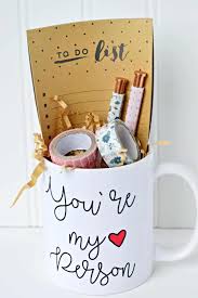 Include your sweetie's favorite colors or special foods and treats. Creative Coffee Mug Gift Ideas To Make Your Friends And Family Feel Extra Special