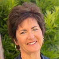 Karen Althaus's Instagram, Twitter & Facebook