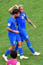 Brazil S Forward Philippe Coutinho Is Congratulated By Brazil S Neymar Football Philippe Coutinho Neymar