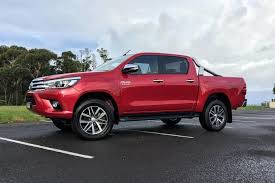 Toyota Hilux Sr5 Dual Cab 4x4 Diesel Manual 2017 Review Tow Test Carsguide Toyota Hilux Toyota Cab