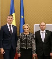 Surse din partid susţin că senatorul allen coliban, care face parte din aripa „usr echilibrat, ar putea înclina balanţa în favoarea lui dan barna. SoÈia Lui Dan Barna JustiÈiarul OpoziÈiei LucreazÄ La Omv Petrom Cu SoÈul Lui DÄncilÄ Èi SoÈia Lui M R Ungureanu VedeÈi Salariile Èi Altele Direct24