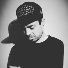 Stream Alberto Robles music