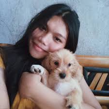 Hello I'm moonie, little schweenie too🐕