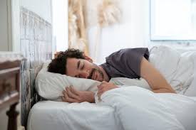 Can You Stop Being A Light Sleeper? | The Sleep Matters Club