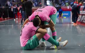 It's napoli vs inter at the 'diego armando maradona' stadium. Inter Movistar 6 4 Barca Super Cup Defeat