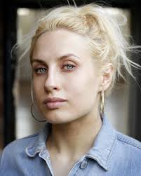 Missing the Point (TV Mini Series 2015)