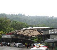 Penang hill funicular train service started on october 1923 the current funicular trains is the 4th generation system which started its operation on 24th april 2011. Penang Bergbahn Wikipedia
