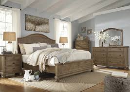Ramos Furniture Trishley Light Brown California King Panel Bed Brown Furniture Bedroom King Bedroom Sets Remodel Bedroom