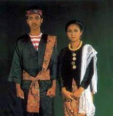 Lao national women's attire is called sinh. 210 Indonesia Traditional Costume Ideas Traditional Dresses Traditional Outfits Indonesia