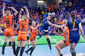 Cristina neagu, eforturi mari pentru a limita proporţiile dezastrului. ViaÈ›a Handbalistei Cristina Neagu De La FetiÈ›a FiravÄƒ Ce A Inceput SÄƒ Joace Handbal IntamplÄƒtor PanÄƒ La Prima Femeie Din Lume DesemnatÄƒ De Patru Ori Cea Mai BunÄƒ JucÄƒtoare De Pe PlanetÄƒ