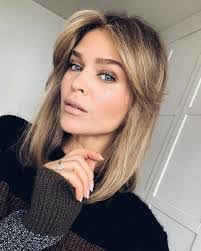 Pamela Menard's Instagram, Twitter & Facebook