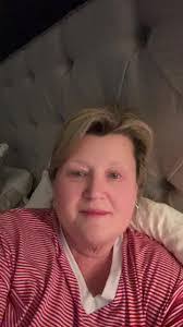 Deborah Lipinski's Instagram, Twitter & Facebook