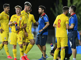 Adrian mutu was a forward in number 18 in juventus f.c. Adrian Mutu A AnunÈ›at Lista PreliminarÄƒ A Stranierilor Pentru Euro 2021 Radu DrÄƒguÈ™in Intre Cei È™apte ChemaÈ›i La NaÈ›ionala U21