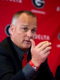 Ex-Georgia coach Mark Richt waits