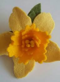 Daffodil Brooch St David S Day Felt Flower Brooch Felt Etsy Felt Flowers Diy Felt Flowers Felt Flower Template