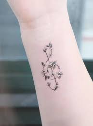 100 Pretty Tiny Tattoo Design For Woman Tattoo Designs For Women Beautiful Tattoos Tiny Tattoos