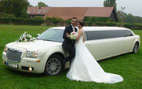 Mieten sie diesen g 500er mit einer traumausstattung. Hochzeitsauto Mieten Zur Hochzeit Mit Der Stretchlimousine Limoution De