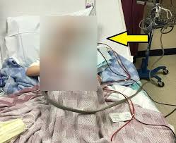 Denisa răducu a fost condusă pe ultimul drum. E SfaÈietor Mama Denisei Sta In Genunchi Si Varsa Lacrimi Amare Dupa Ce S A Intamplat Cu Fiica Ei Dailynews Ro