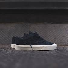 If you are a man and you have never owned a pair of vans shoes, this is your time to get the best one. Vans Vault Old Skool Lite Lx Mens Vans Shoes Sneakers Fashion Sneakers Men Fashion