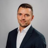 90+ "Harold Bach" profiles