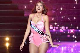 Elle passe du bon temps dès que l'occasion se présente et récemment elle. Le Premier Album De L Ex Miss France Vaimalama Chaves Sortira Le 3 Avril