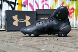Das bedeutet, dass sie dämpfende und antibakterielle trageeigenschaften besitzen. á… Under Armour Fussballschuhe Im Grossen Test Deine Fussballwelt De