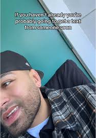 Get Ready for a Text: Dating and Relationships Advice