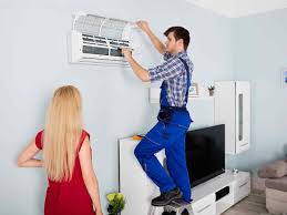 Aircond service split unit wall mounted, chemical cleaning evaporator coil. Images 0194125658 Izzad Roslan Servis Aircond Ipoh