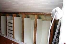 Ikea Hack For A Knee Wall Oppbevaring Skratak Garderobe Skratak Skra Tak Soverom