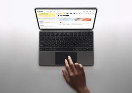 Viele Promo-Bilder zeigen das Vivo Pad ...