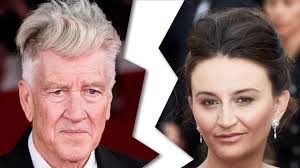 A esposa do diretor de 'Twin Peaks', David Lynch, entrou com pedido de  divórcio : r/davidlynch