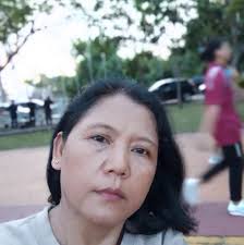 Kutipan ini mengajarkan tentang rendah hati dan kebijaksanaan. Pesannya  adalah: • Jangan terlalu banyak pamer atas apa yang kita miliki. • Lebih  baik menunjukkan kualitas diri melalui tindakan daripada sekadar kata-kata.  •