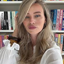 Top 40 Literary Fiction Influencers in 2025