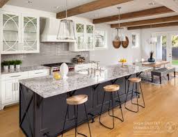 Kitchen Color Combination Neutral White And Rich Dark Color Kitchen Remodel Small Kitchen Renovation Kitchen Remodel Layout
