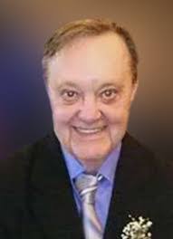 Dennis Botts's Instagram, Twitter & Facebook