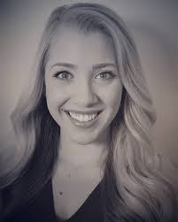 We are so excited Kelly Reck is joining us to teach Ballet for dancers 10  and older this year. Kelly began dancing at the age of 5, and has trained  in ballet,