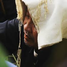 Mipit kudu amit ngala kudu menta aksara sunda. Mipit Kudu Amit Ngala Kudu Menta Kasepuhan Sinarresmi Facebook