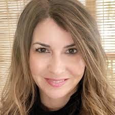 A new chapter begins. I'm excited to share that I've joined Altana as Head  of Brand! Altana's mission—to fix globalization—is ambitious and urgent.  They're building a dynamic product network that…