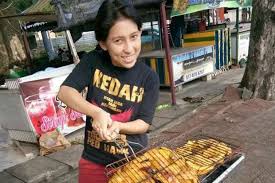 Stream songs including pertama kali. Ayam Percik Shaa Pertamakali Laku Teruk Media Hiburan